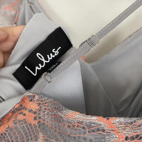 Lulus gray and peach lace midi dress - Picture 7 of 8